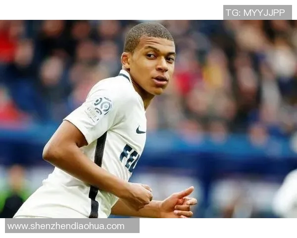 姆巴佩荣膺月度最佳球员奖 实力与表现双重验证成就非凡