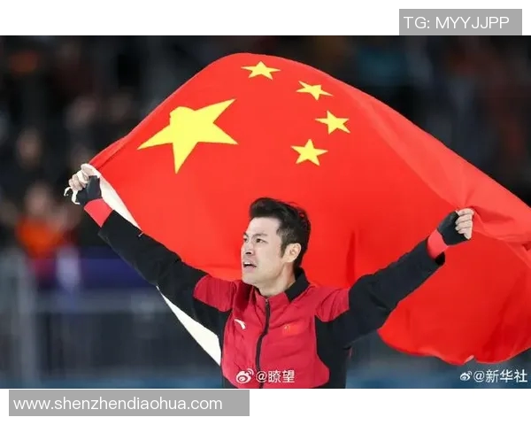 中国运动员身披国旗出征奥运 现场奏响国歌激励全场热血沸腾 中国运动员身披国旗出征奥运 现场奏响国歌激励全场热血沸腾