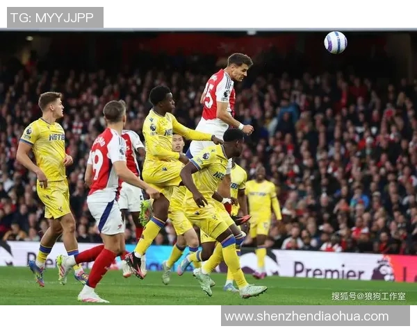 英超最新评分揭晓球员表现分析高光时刻与低迷状态对比